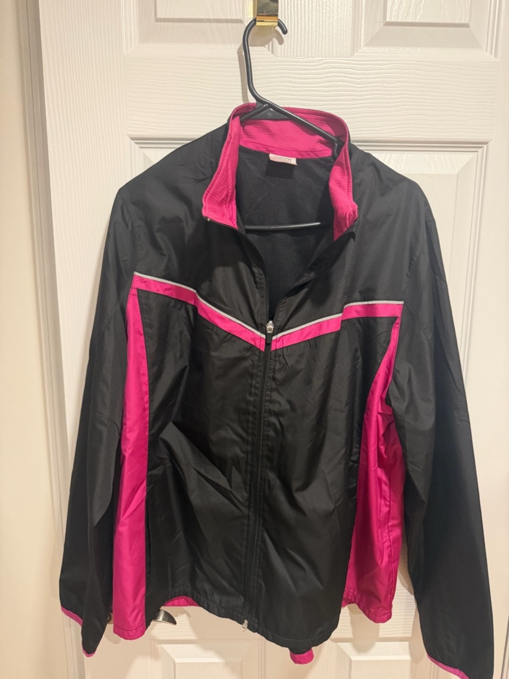 Danskin VINTAGE Black & Hot Pink Lightweight Women's Windbreaker Jacket